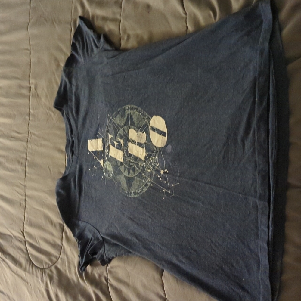Aero blue short sleeve